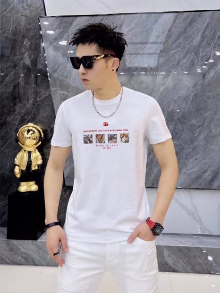 Louis Vuitton: 2022 official website spring and summer latest fashion round  neck short-sleeved T-shirt – No#1 Accessory Retail Platform